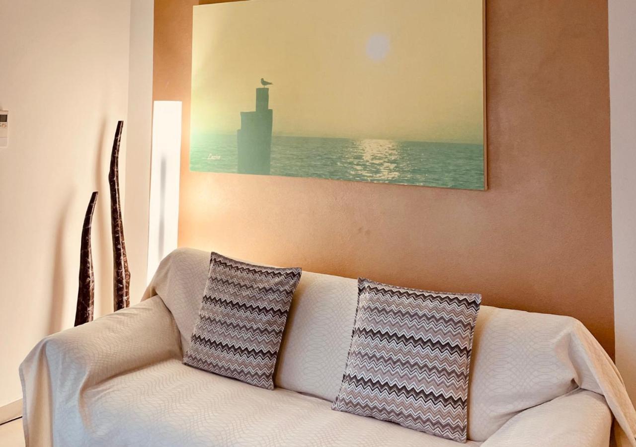 Residence Del Lago Desenzano del Garda Bagian luar foto